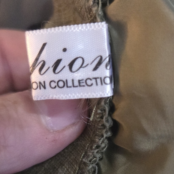 Classic Fashio  Khaki Women's Bomber Jacket With Embroidery Size Med - Picture 7 of 7